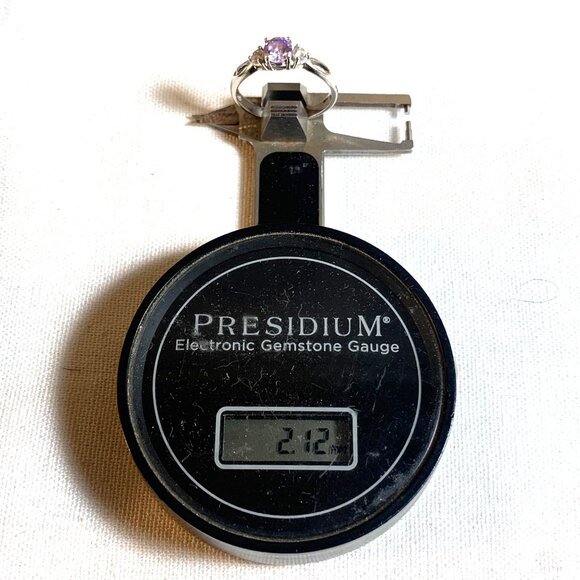 VTG Sterling Silver 925 CZ Prong Set Three Stone Engagement Style Ring Size 9 - Picture 7 of 9